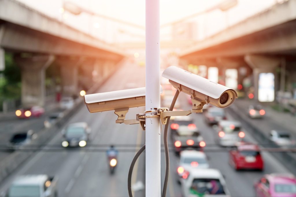 پایه های دوربین مدار بسته و ترافیکی